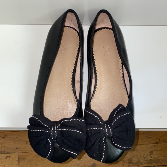 Girls Flats - Picture 3 of 4